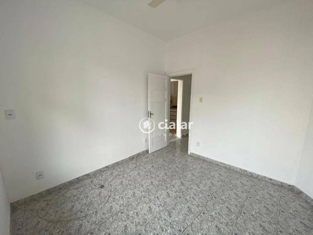 Apartamento para alugar com 2 quartos, 70m² - Foto 10