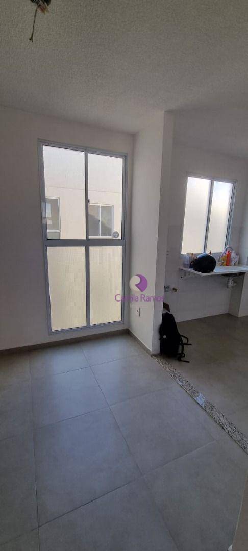 Apartamento para alugar com 2 quartos, 40m² - Foto 2