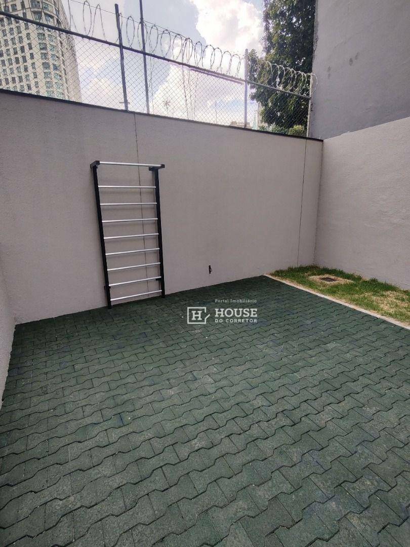 Apartamento à venda com 1 quarto, 24m² - Foto 20