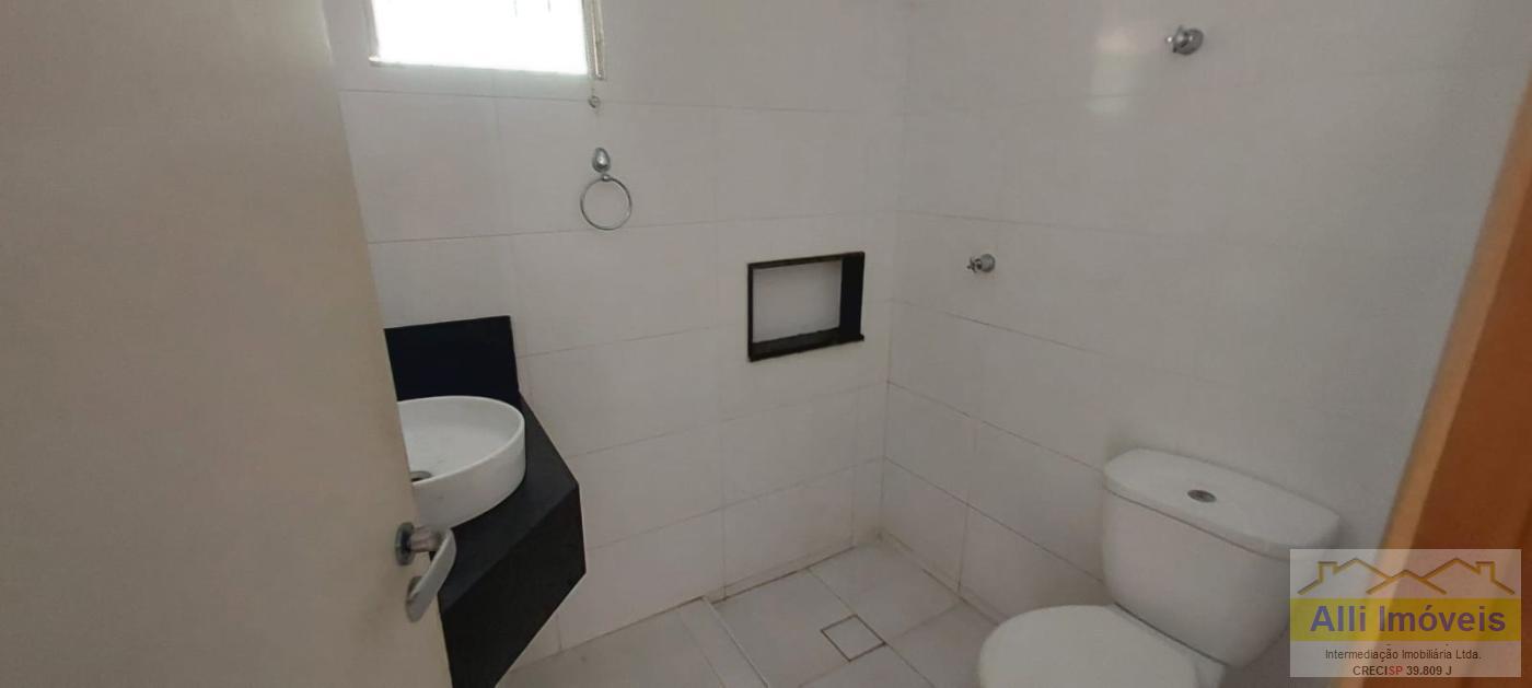 Casa para alugar com 2 quartos, 100m² - Foto 8