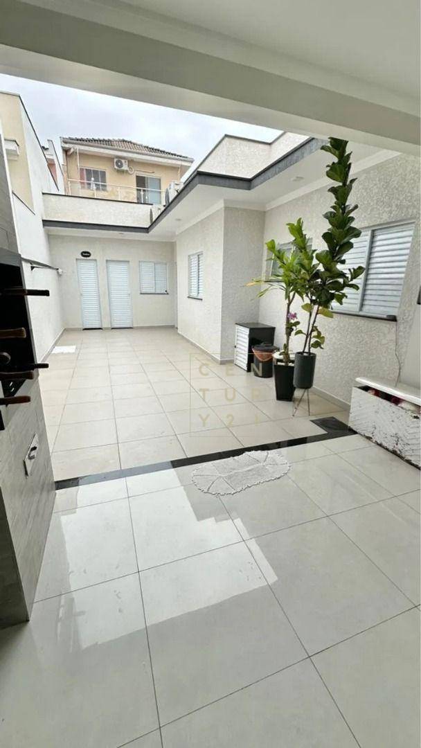 Casa de Condomínio para alugar com 3 quartos, 142m² - Foto 14