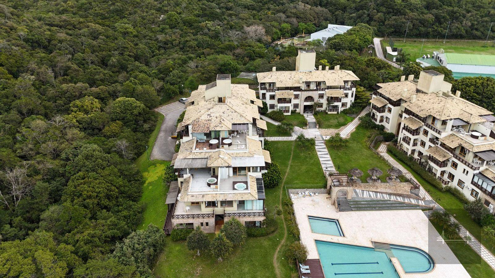 Cobertura, 8 quartos, 293 m² - Foto 2