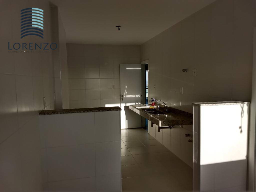 Apartamento à venda com 4 quartos, 170m² - Foto 8