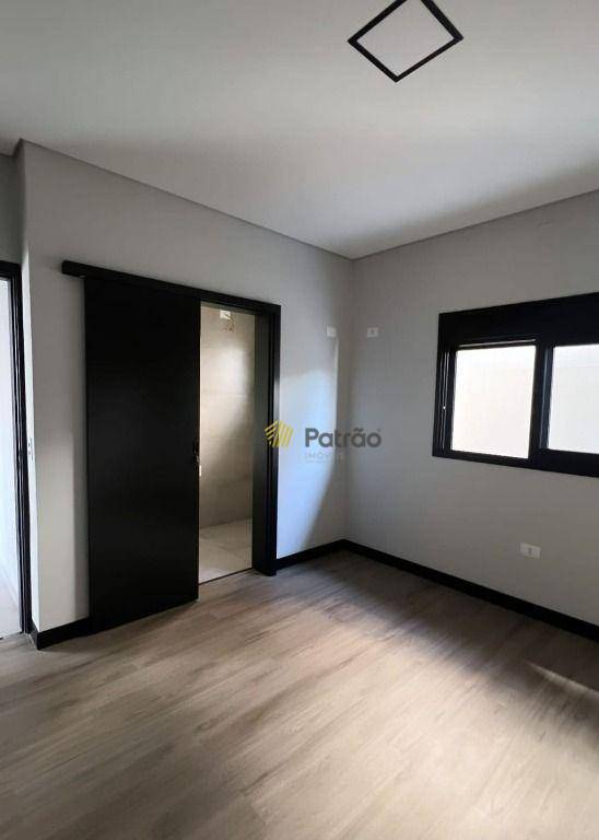 Casa de Condomínio à venda com 3 quartos, 217m² - Foto 19