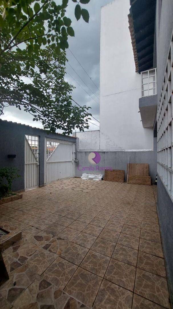 Sobrado à venda com 3 quartos, 180m² - Foto 30