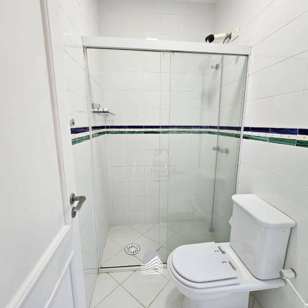 Casa de Condomínio para alugar com 5 quartos, 292m² - Foto 10