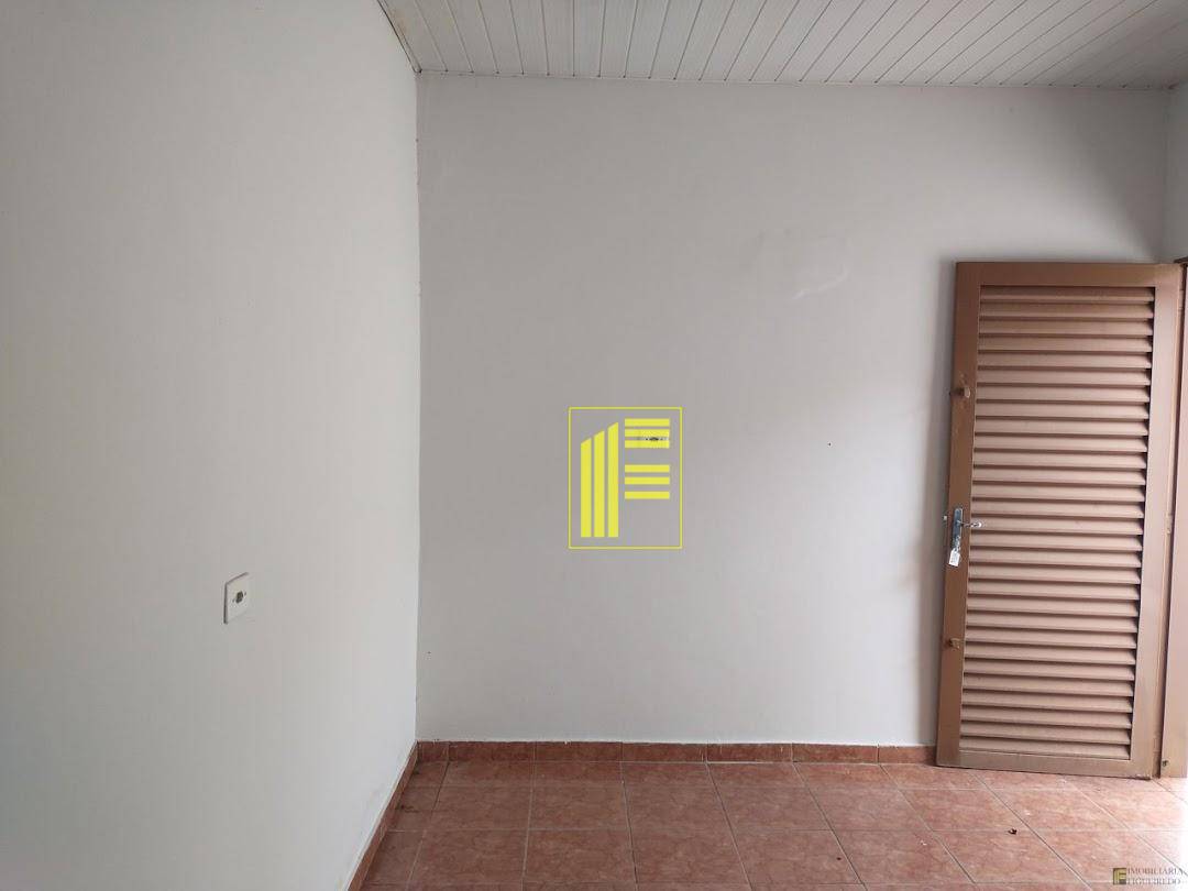 Casa para alugar com 1 quarto, 40m² - Foto 26