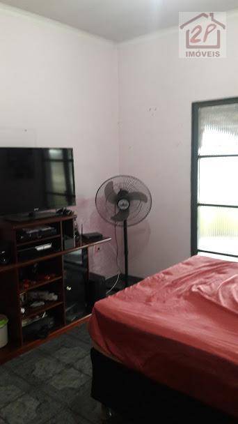 Sobrado à venda com 4 quartos, 300m² - Foto 25