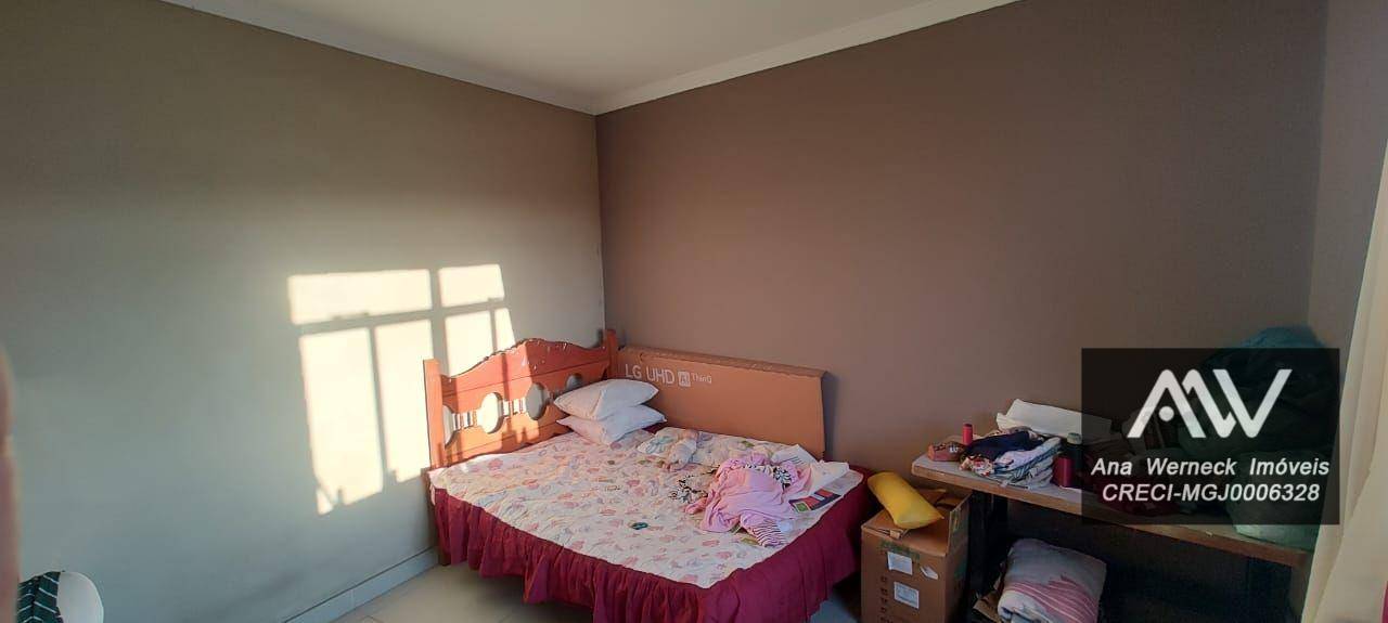 Casa à venda com 3 quartos, 200m² - Foto 8