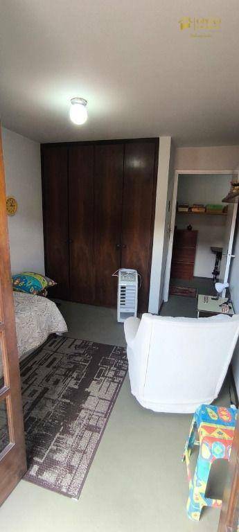 Casa à venda com 3 quartos, 204m² - Foto 12