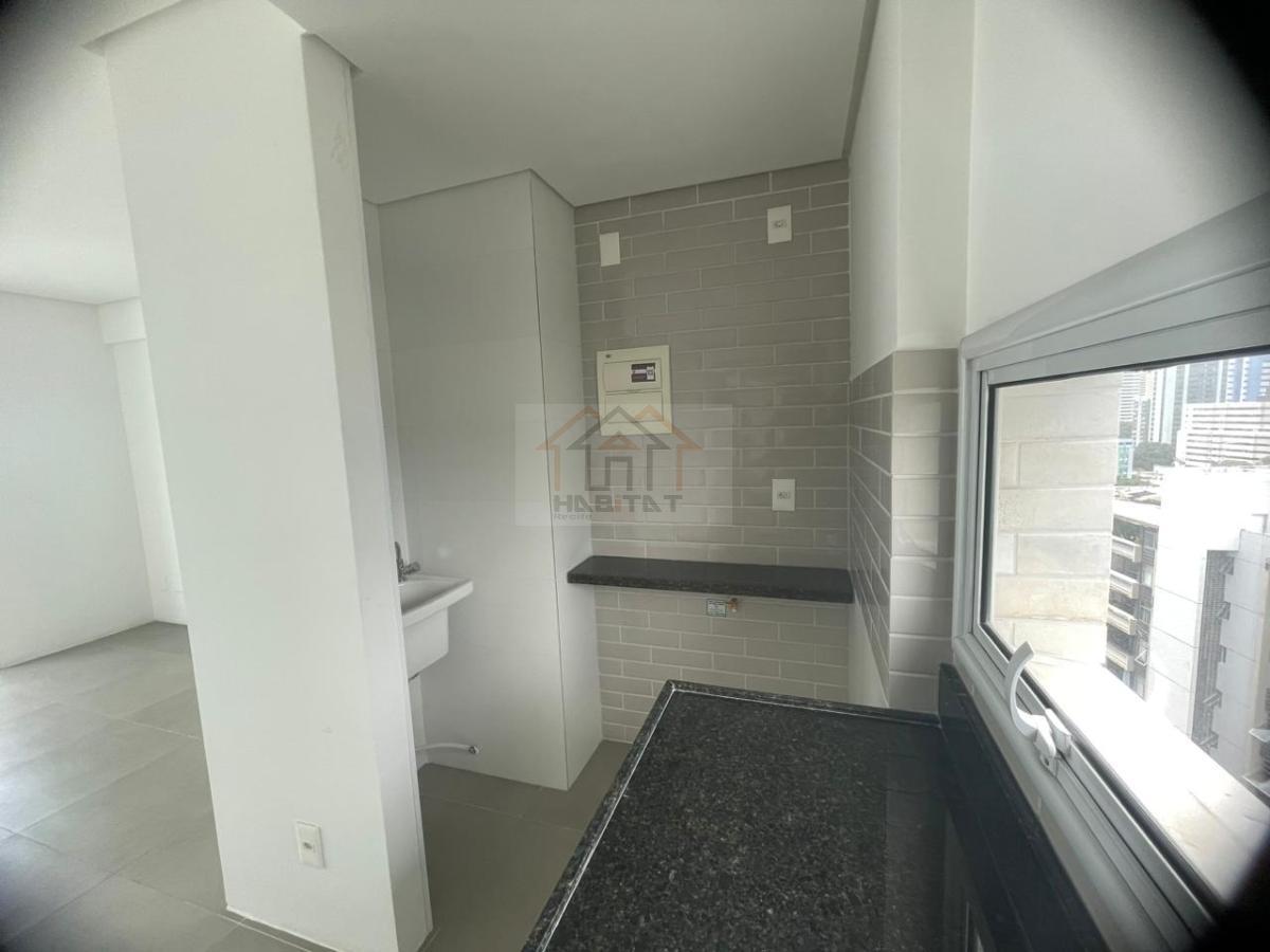 Apartamento à venda com 2 quartos, 56m² - Foto 17