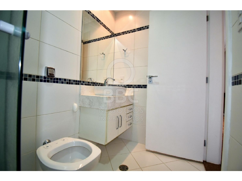 Apartamento à venda com 3 quartos, 131m² - Foto 13