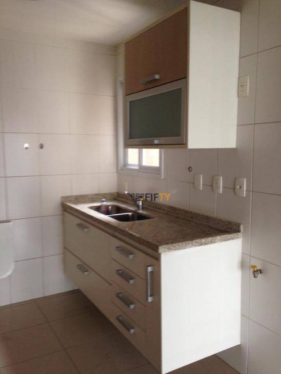 Apartamento para alugar com 3 quartos, 93m² - Foto 6