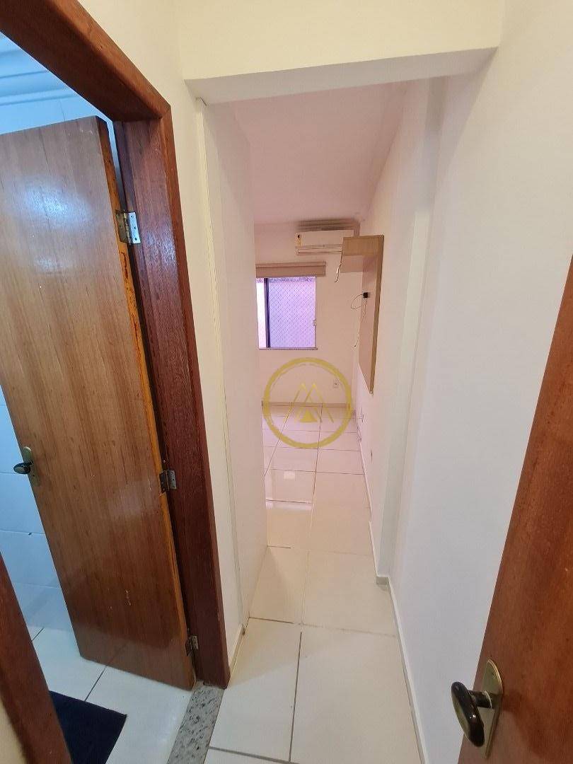 Apartamento à venda com 2 quartos, 64m² - Foto 6