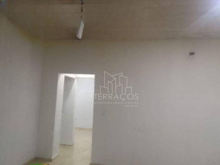 Casa de Condomínio para alugar com 2 quartos, 200m² - Foto 10