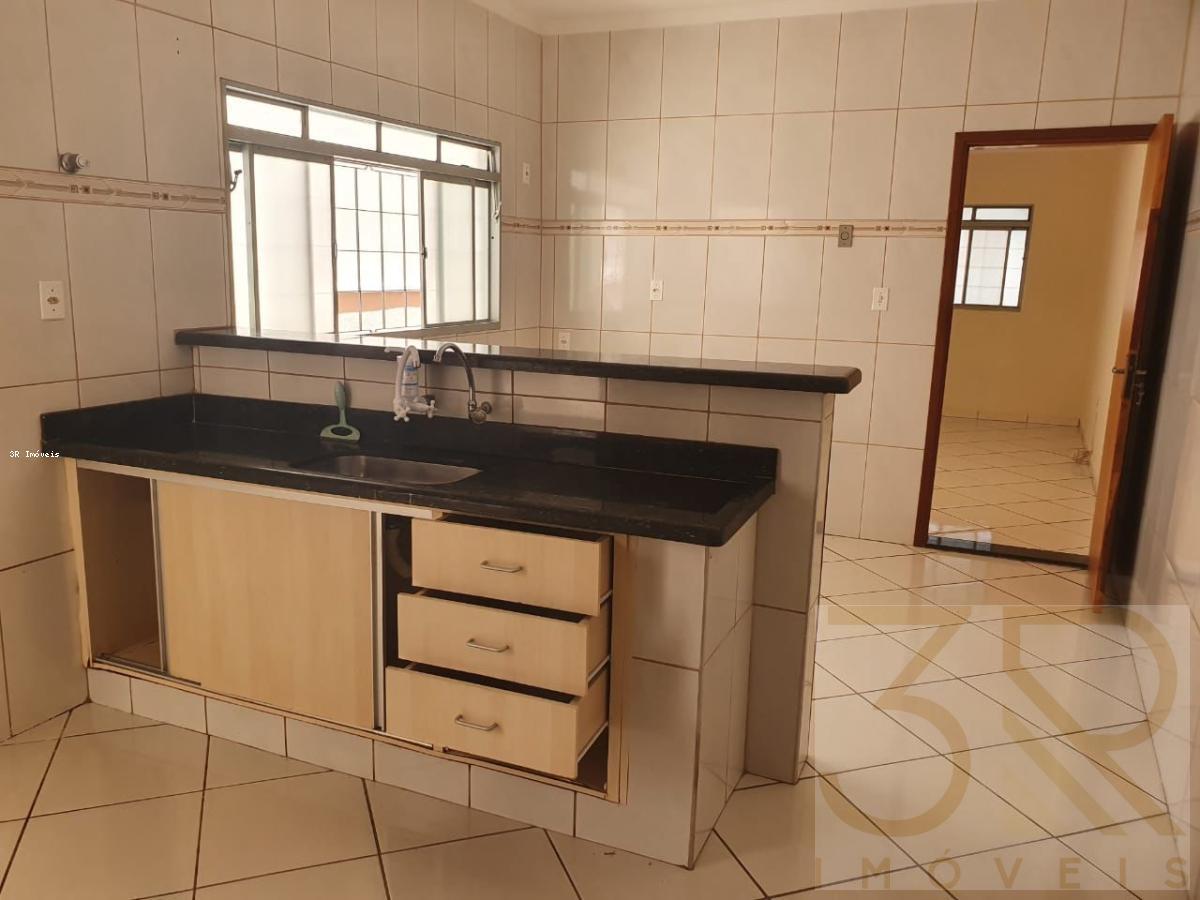 Casa à venda com 3 quartos, 149m² - Foto 15