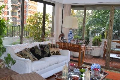 Apartamento para alugar com 4 quartos, 280m² - Foto 2