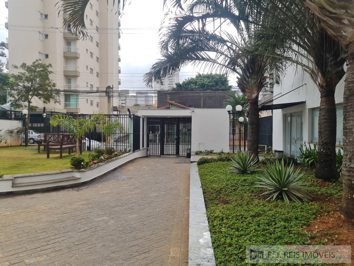 Apartamento para alugar com 2 quartos, 55m² - Foto 14