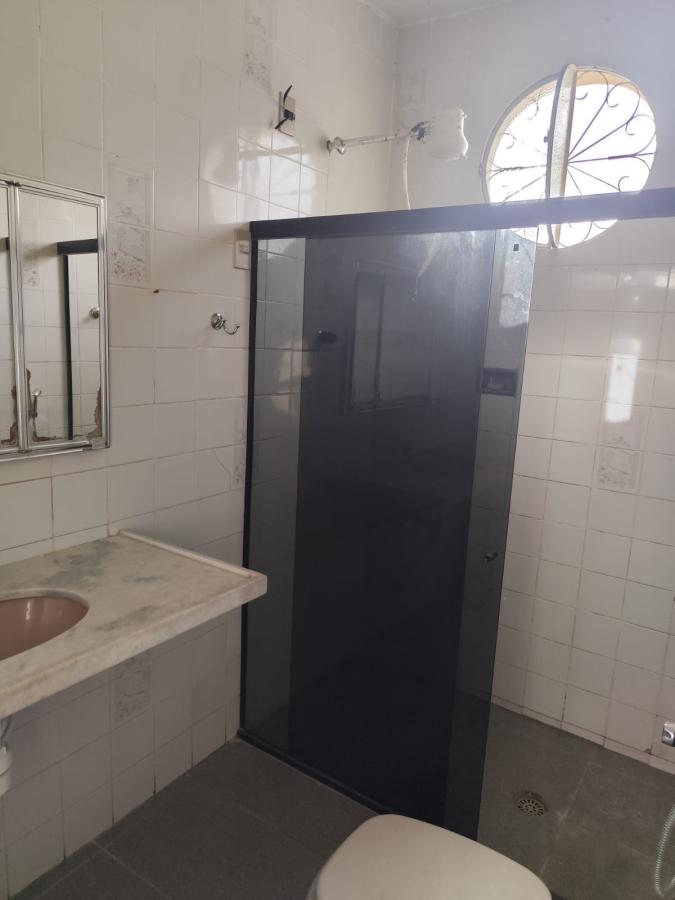 Casa para alugar com 3 quartos, 450m² - Foto 13