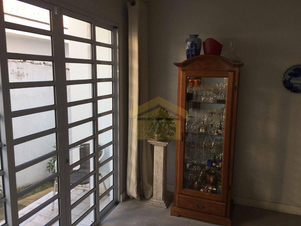 Sobrado à venda com 5 quartos, 375m² - Foto 24