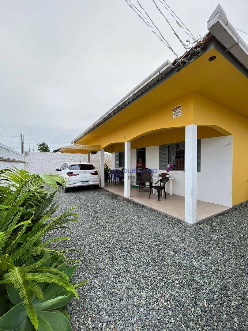 Casa à venda com 4 quartos, 250m² - Foto 3