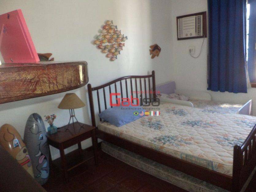 Casa de Condomínio à venda com 5 quartos, 300m² - Foto 5