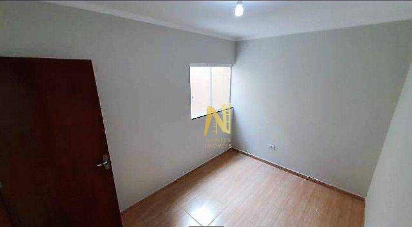 Casa à venda com 3 quartos, 99m² - Foto 9