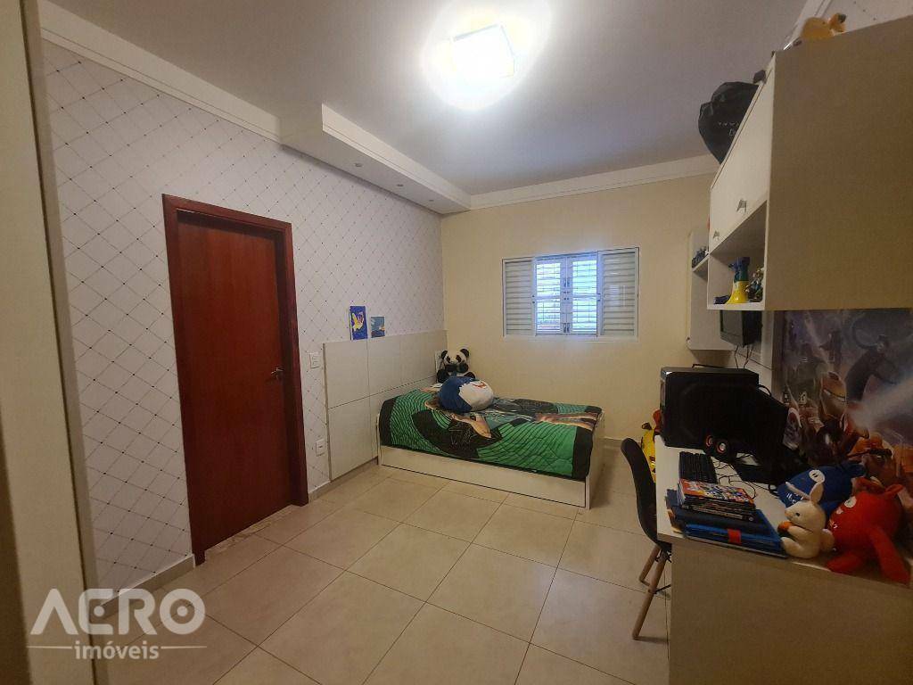 Casa de Condomínio à venda com 3 quartos, 220m² - Foto 27