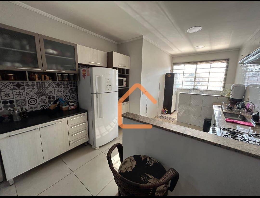 Apartamento à venda com 2 quartos, 86m² - Foto 2