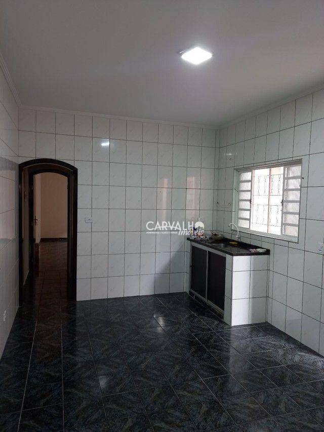 Casa à venda com 1 quarto, 61m² - Foto 8