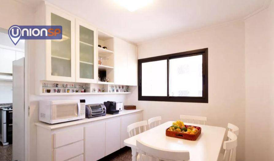 Apartamento à venda com 3 quartos, 195m² - Foto 24