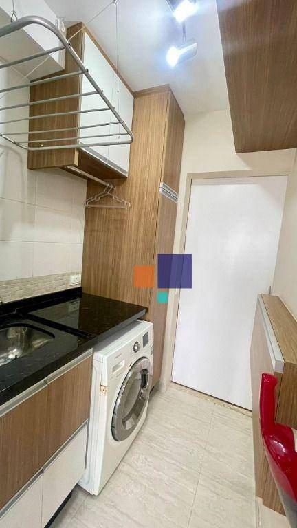 Apartamento à venda com 2 quartos, 59m² - Foto 2