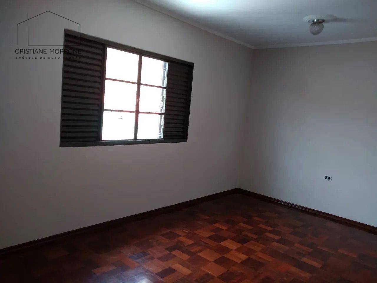 Casa à venda com 4 quartos, 221m² - Foto 7