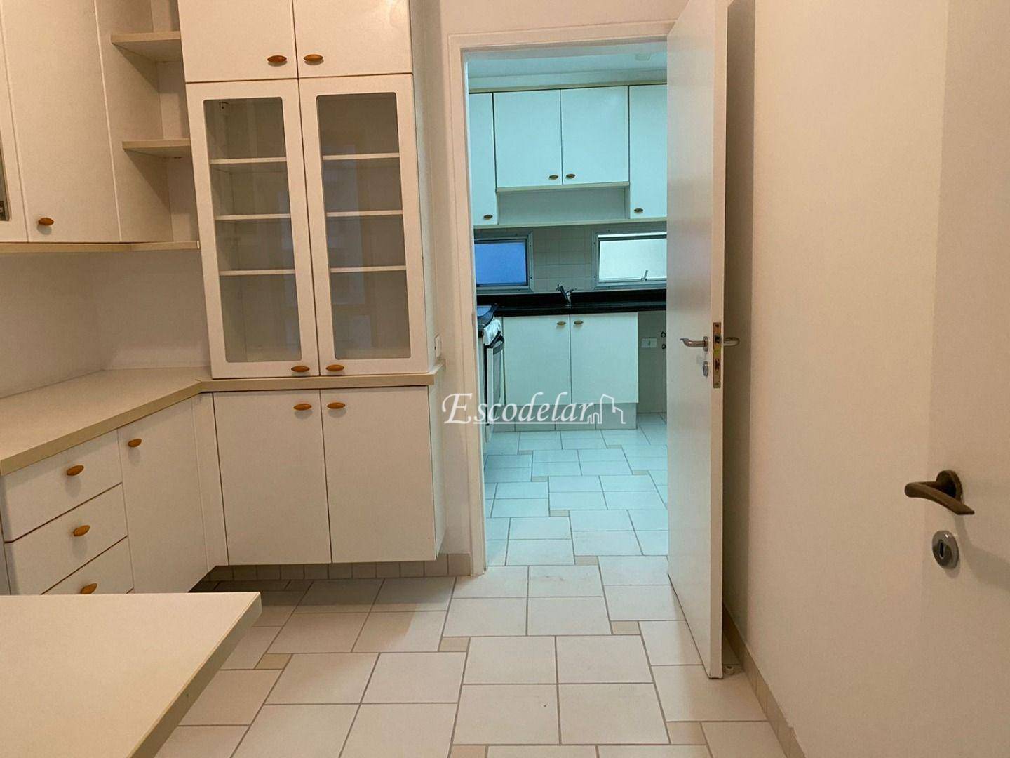 Apartamento à venda e aluguel com 3 quartos, 195m² - Foto 19