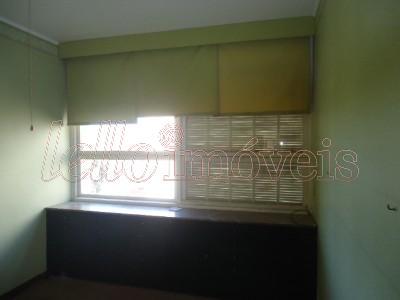 Apartamento para alugar com 3 quartos, 170m² - Foto 17