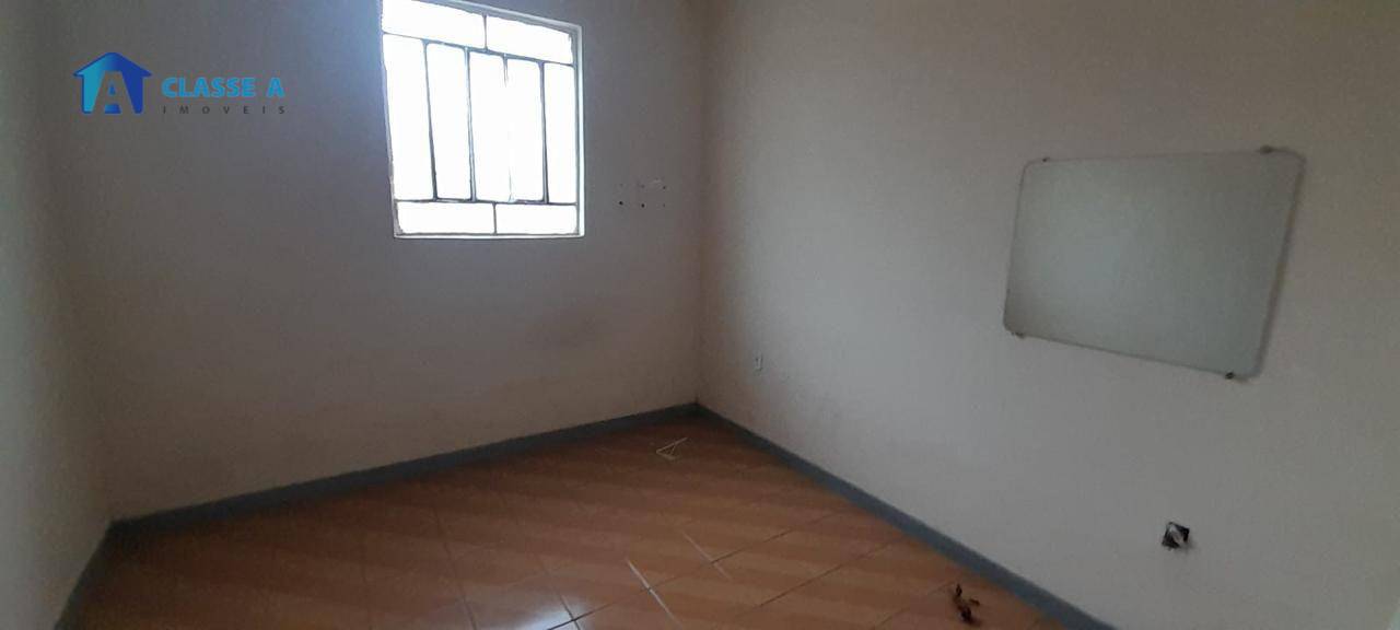 Casa à venda com 3 quartos, 180m² - Foto 13