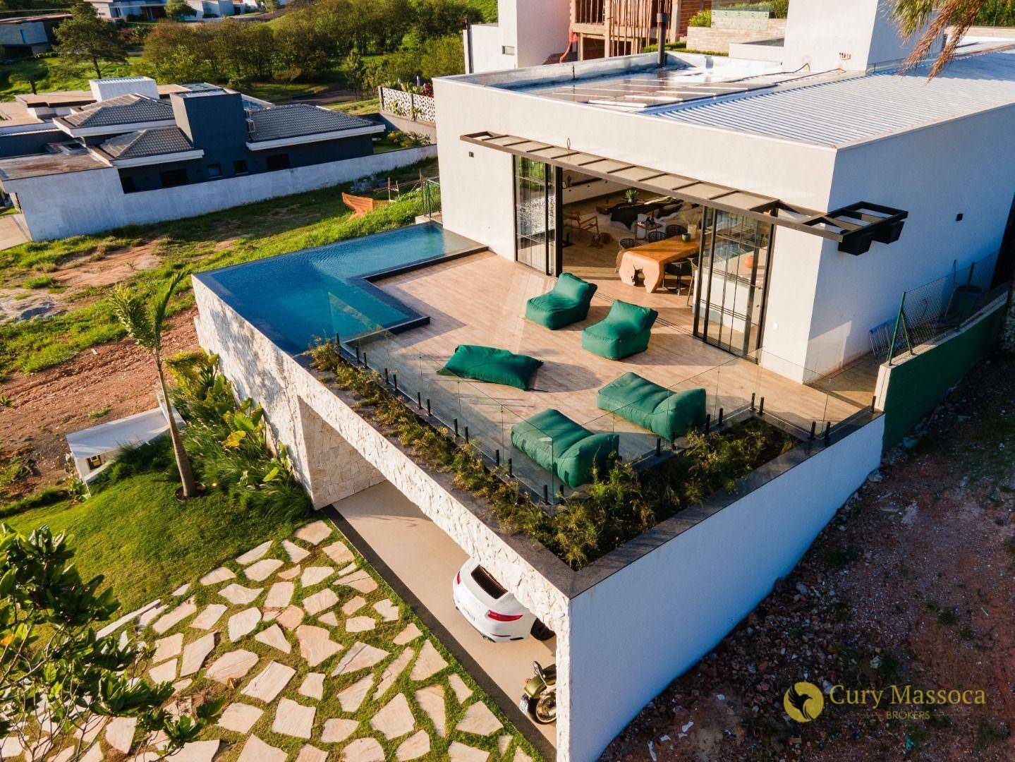 Casa de Condomínio à venda com 3 quartos, 300m² - Foto 3