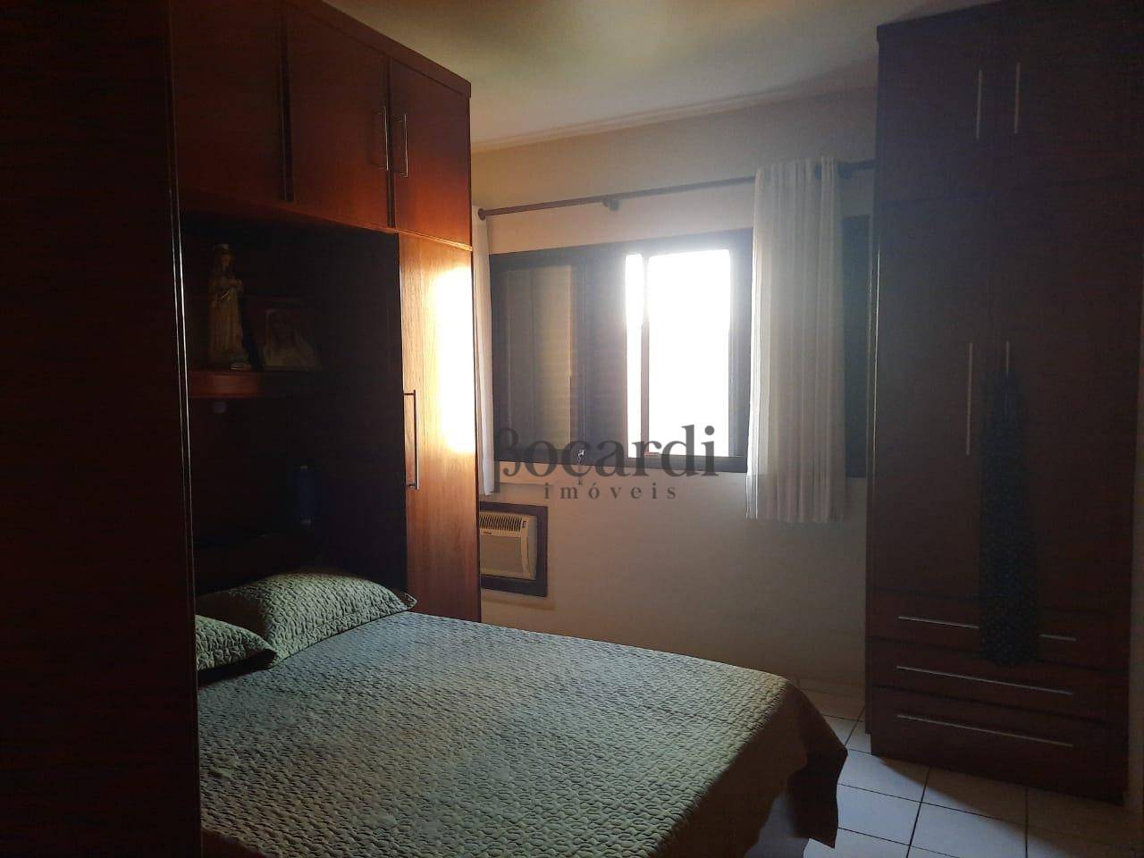 Apartamento à venda com 3 quartos, 195m² - Foto 6