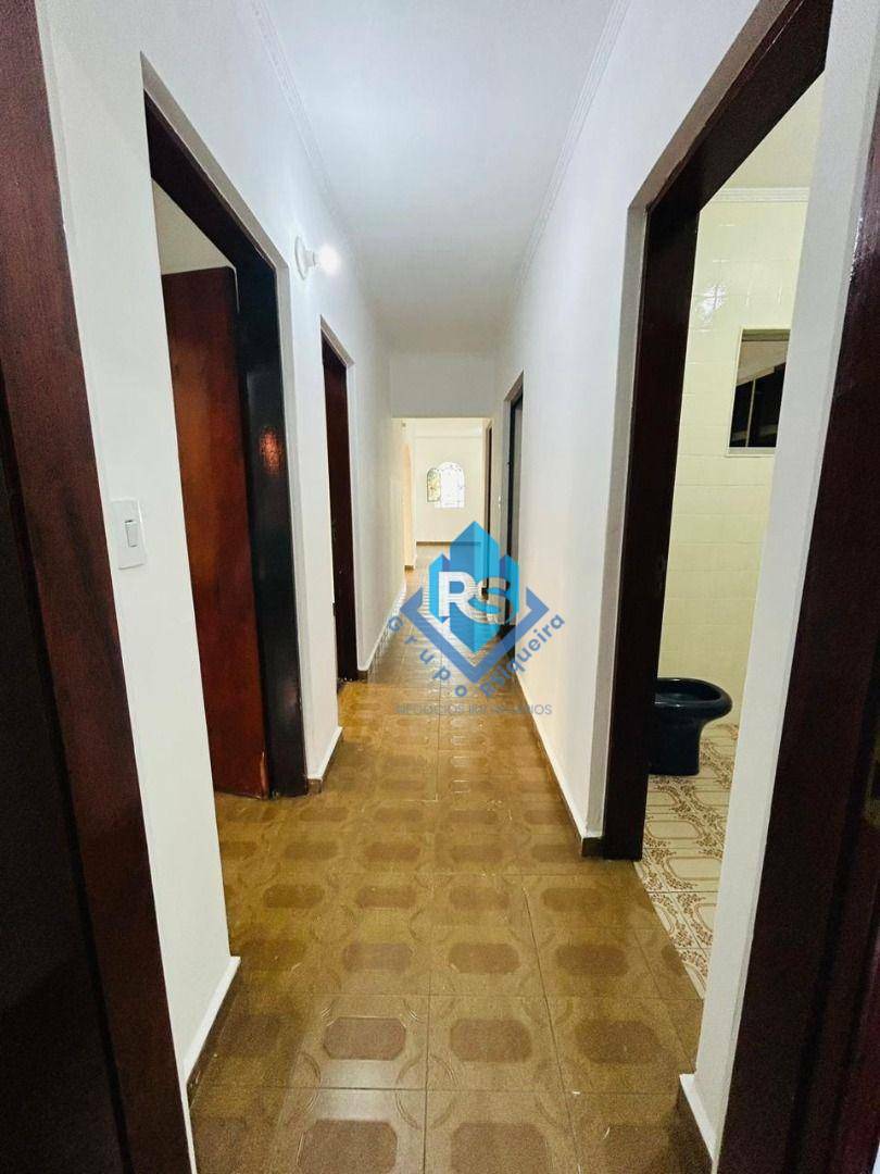 Casa para alugar com 3 quartos, 185m² - Foto 14