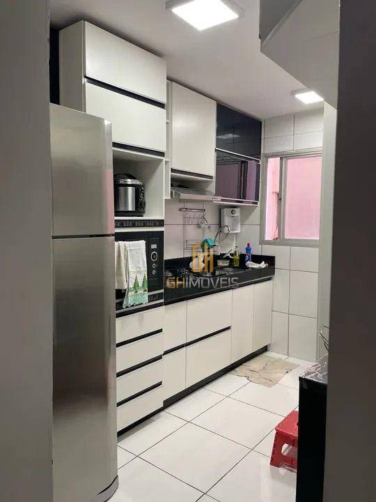 Apartamento à venda com 2 quartos, 60m² - Foto 3