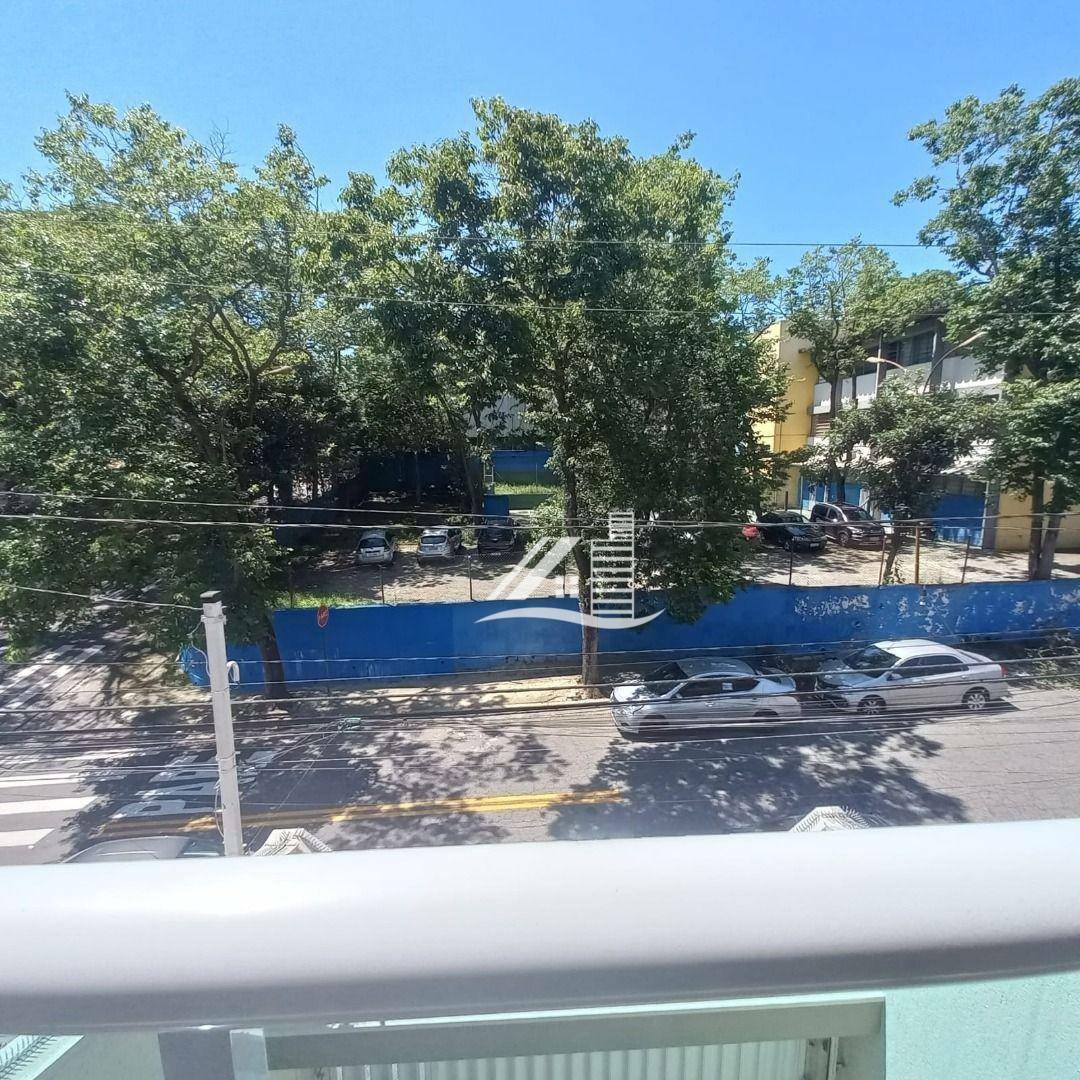 Sobrado à venda com 3 quartos, 257m² - Foto 9