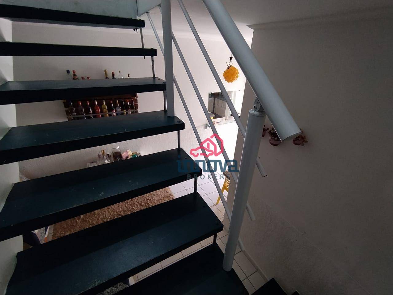 Sobrado à venda com 2 quartos, 80M2 - Foto 3