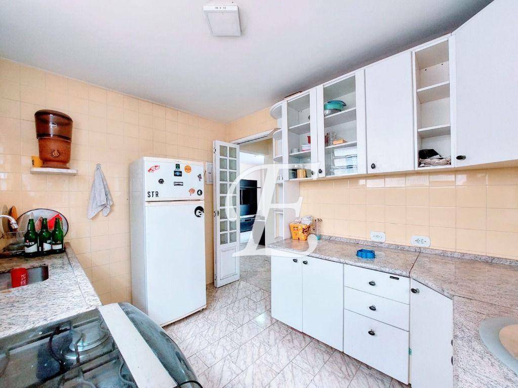 Apartamento à venda com 2 quartos, 70m² - Foto 7