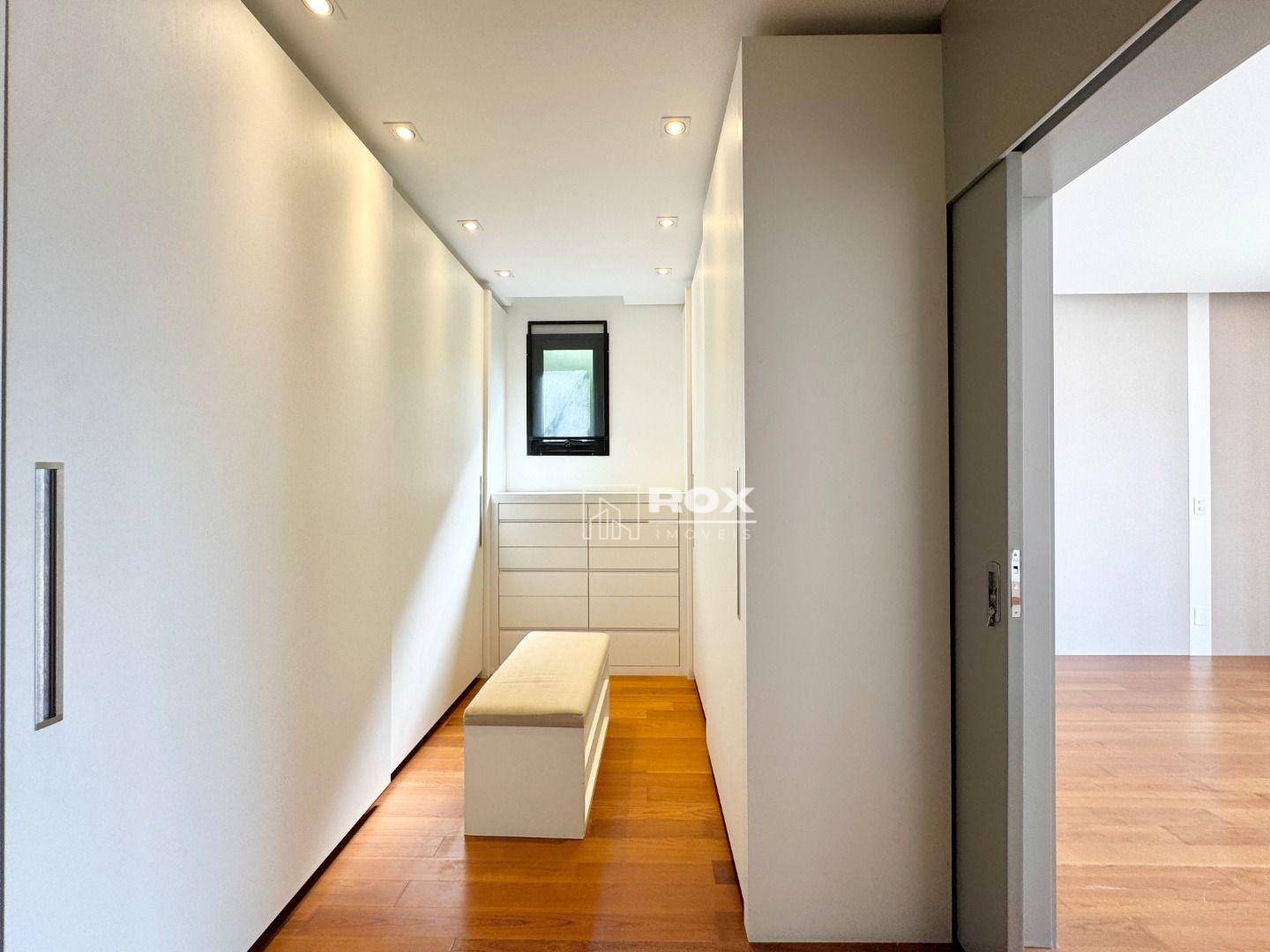 Casa de Condomínio para alugar com 3 quartos, 273m² - Foto 56