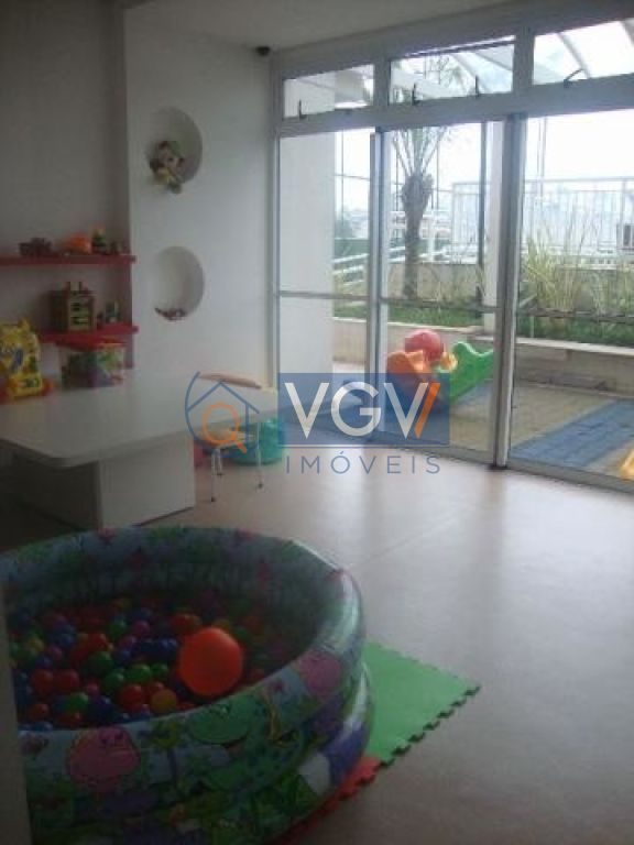 Apartamento à venda com 2 quartos, 65m² - Foto 14