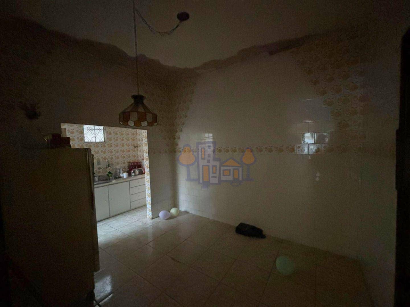 Casa à venda com 5 quartos, 96m² - Foto 22