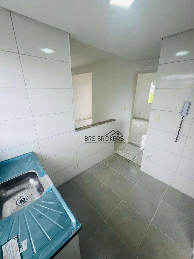 Apartamento à venda com 2 quartos, 49m² - Foto 20