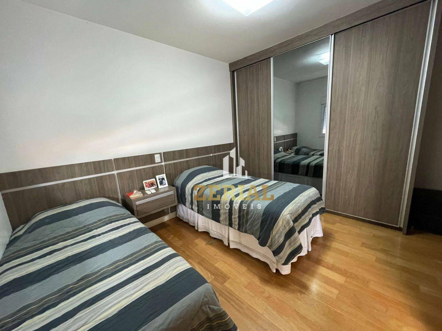 Apartamento à venda com 4 quartos, 243m² - Foto 13