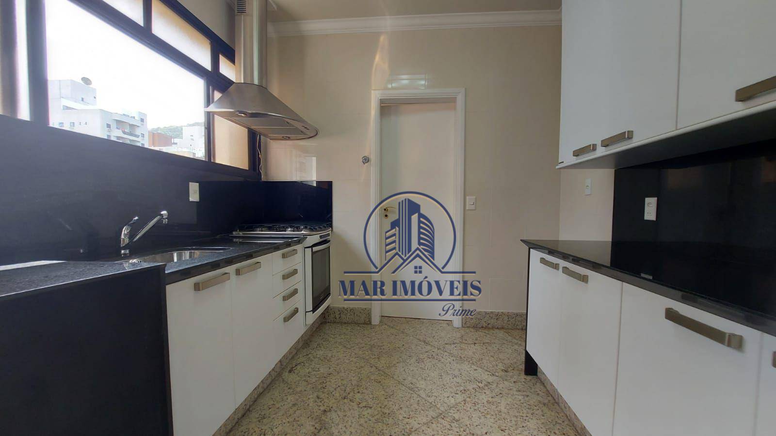 Apartamento à venda com 4 quartos, 210m² - Foto 8