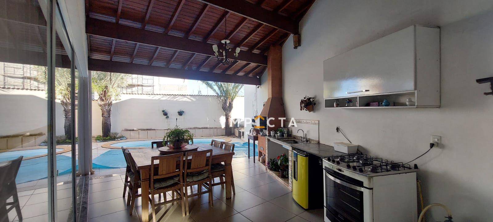 Casa à venda com 4 quartos, 306m² - Foto 12